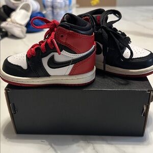 Jordan 1 Retro size 4c